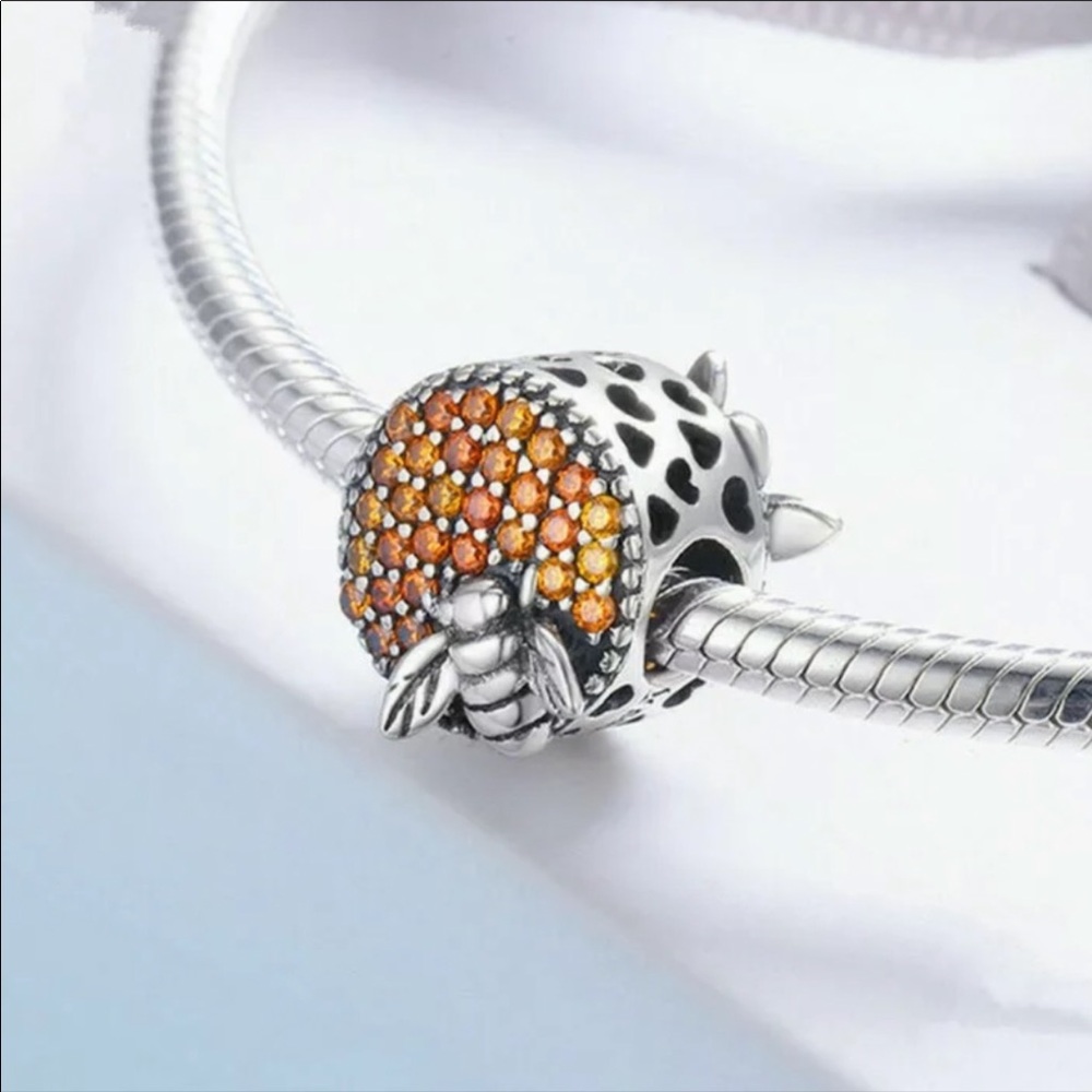 NEW•Silver Bee HoneyComb DIY charm